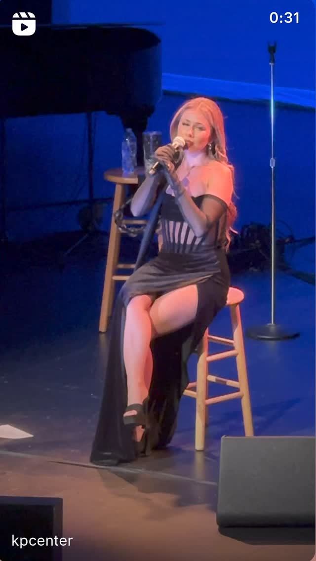 Haley Reinhart Feet